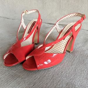 B.A.I.T. Vanka Pumps Red 8.5 1940s NWOT